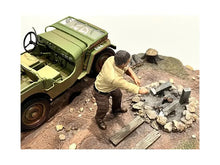 Load image into Gallery viewer, &quot;4X4 Mechanic&quot; Figure 3 for 1/18 Scale Models by American Diorama American Diorama
