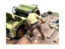 Load image into Gallery viewer, &quot;4X4 Mechanic&quot; Figure 4 for 1/18 Scale Models by American Diorama American Diorama
