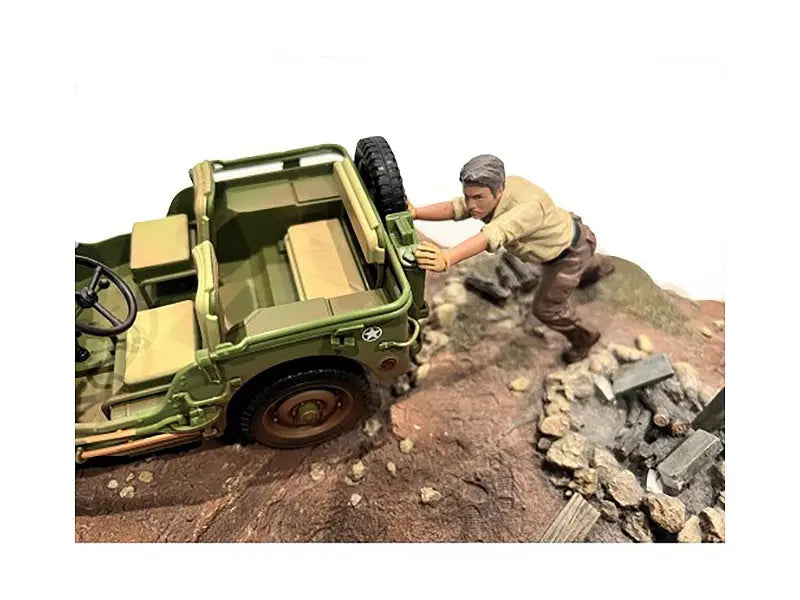 "4X4 Mechanic" Figure 5 for 1/18 Scale Models by American Diorama American Diorama