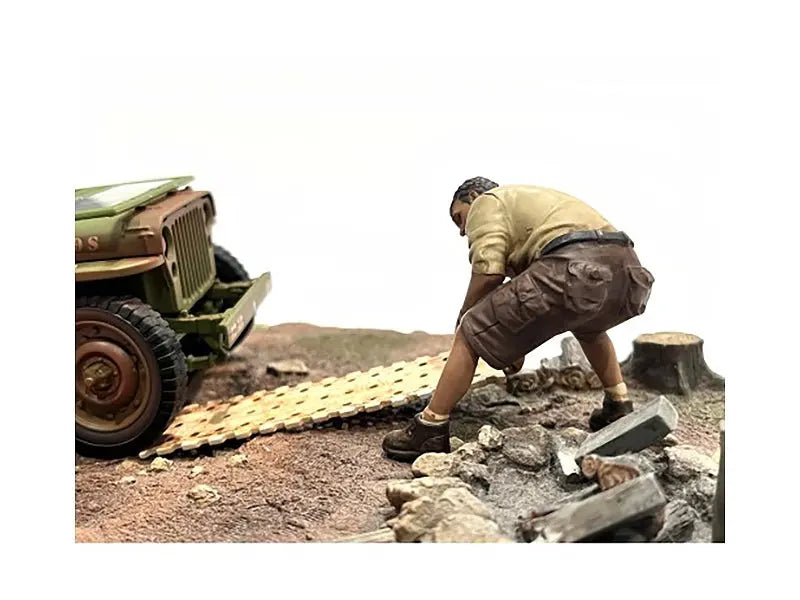 "4X4 Mechanic" Figure 2 with Board Accessory for 1/18 Scale Models by American Diorama American Diorama