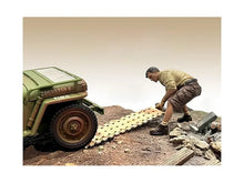 Load image into Gallery viewer, &quot;4X4 Mechanic&quot; Figure 2 with Board Accessory for 1/18 Scale Models by American Diorama American Diorama
