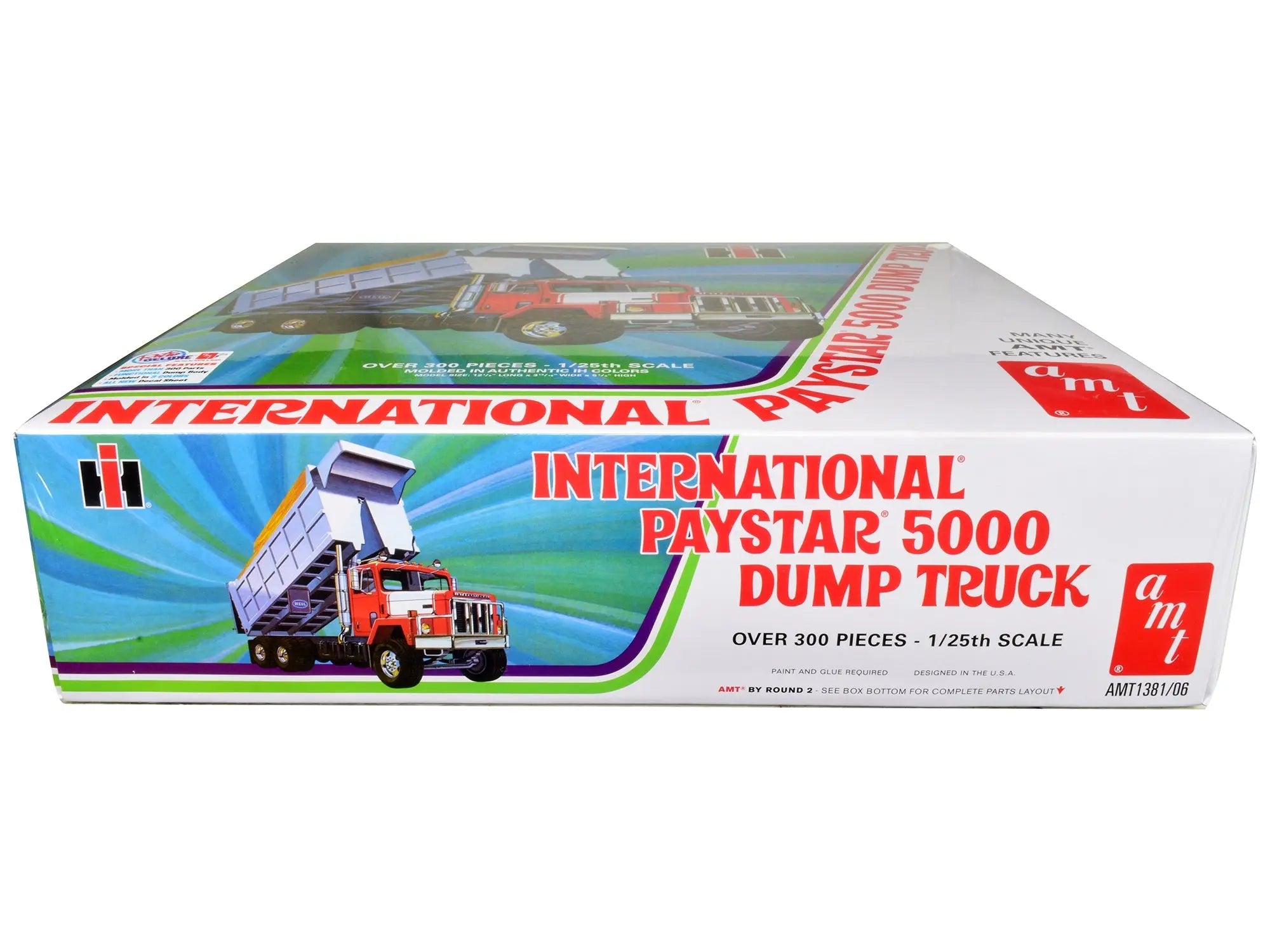 Skill 3 Model Kit International PayStar 5000 Dump Truck 1/25 Scale Model by AMT AMT