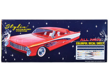 Load image into Gallery viewer, Skill 2 Model Kit 1961 Ford Galaxie Hardtop 3-in-1 Kit 1/25 Scale Model by AMT AMT
