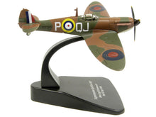 Load image into Gallery viewer, Supermarine Spitfire MK1 SGT R. Havercroft No 92 Sqn 1940 1/72 Diecast Model Airplane by Oxford Diecast Oxford Diecast
