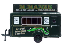 Load image into Gallery viewer, Mobile Food Trailer &quot;M. Manze Eel and Pie House - Peckham&quot; 1/87 (HO) Scale Diecast Model by Oxford Diecast Oxford Diecast
