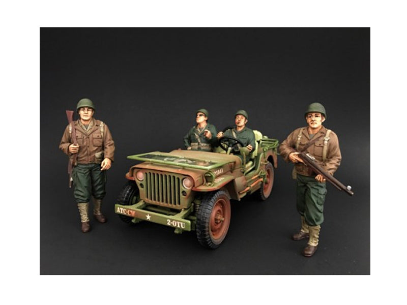 US Army WWII 4 Piece Figure Set For 1:18 Scale Models by American Diorama American Diorama