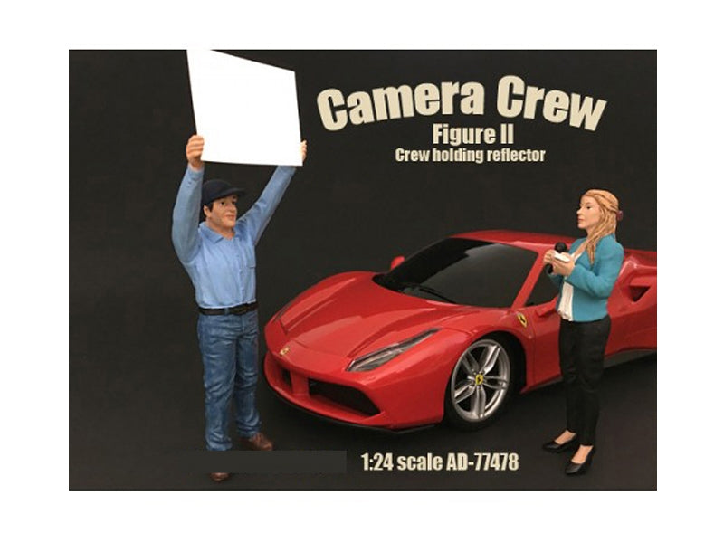 Camera Crew Figure II "Crew Holding Reflector" For 1:24 Scale Models by American Diorama American Diorama