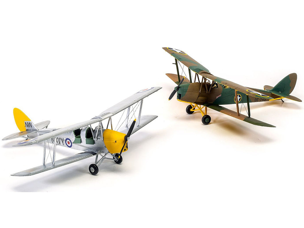 Level 2 Model Kit De Havilland Tiger Moth Aircraft with 2 Scheme Options 1/72 Plastic Model Kit by Airfix Airfix