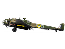 Load image into Gallery viewer, Level 2 Model Kit Handley Page Hampden Bomber Aircraft 1/72 Plastic Model Kit by Airfix Airfix
