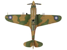 Load image into Gallery viewer, Curtiss P-40B HAWK 81A-2 Aircraft Fighter &quot;3rd Pursuit Squadron American Volunteer Group P-8127 Serial : 47 China&quot; (June 1942) &quot;WW2 Aircrafts Series&quot; 1/72 Diecast Model by Forces of Valor Forces Of Valor
