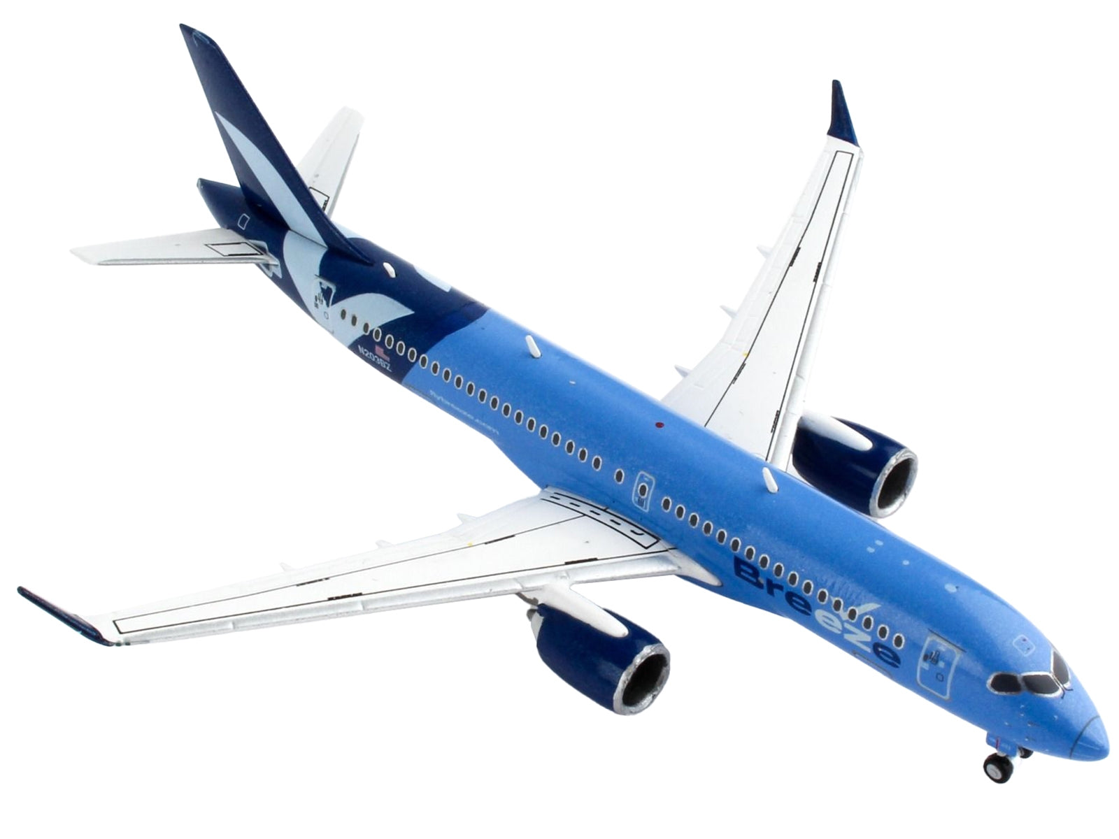 Airbus A220-300 Commercial Aircraft "Breeze Airways" Blue with White Wings 1/400 Diecast Model Airplane by GeminiJets GeminiJets