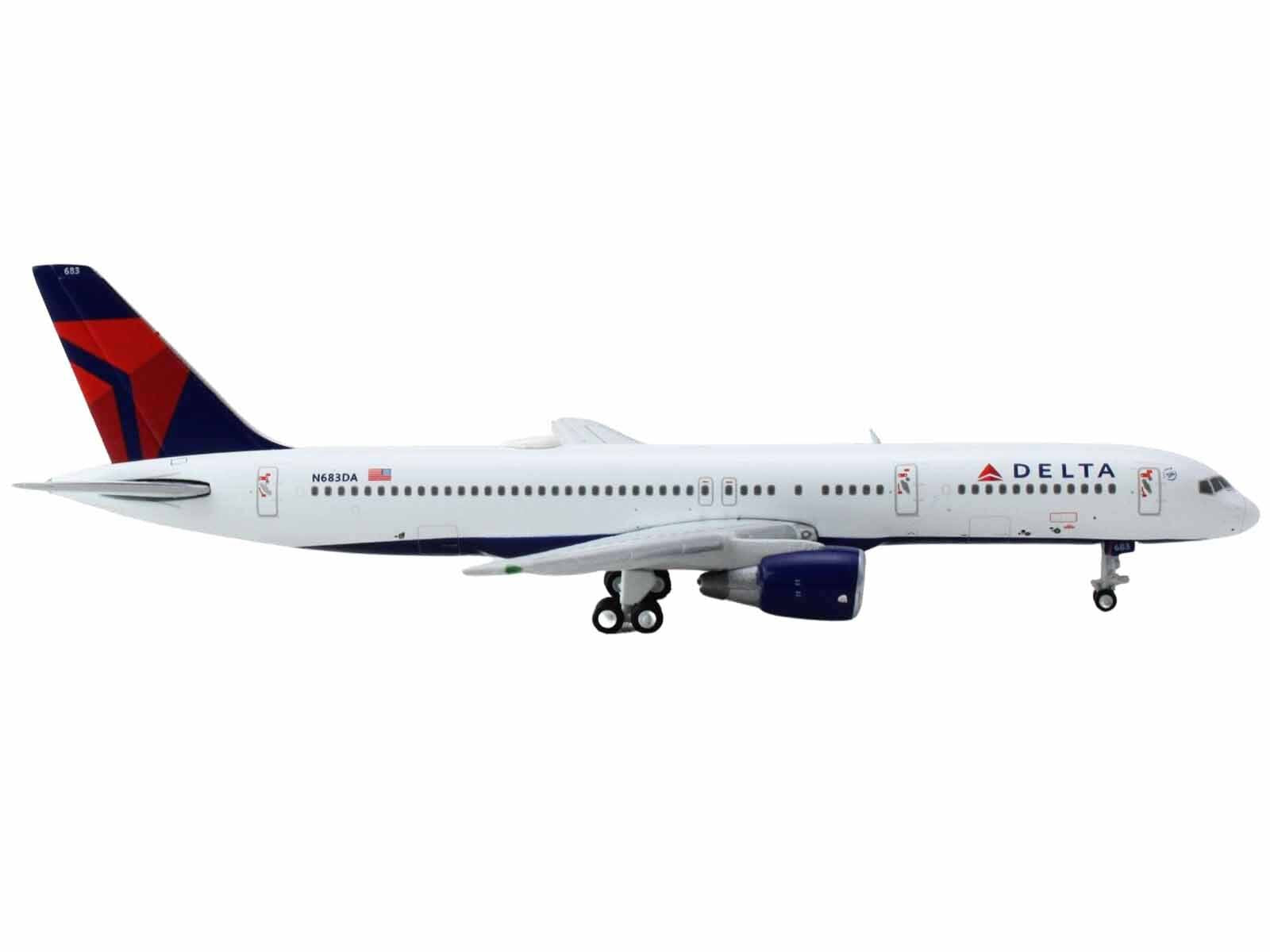 Boeing 757-200 Commercial Aircraft "Delta Air Lines" (N683DA) White with Red and Blue Tail 1/400 Diecast Model Airplane by GeminiJets GeminiJets