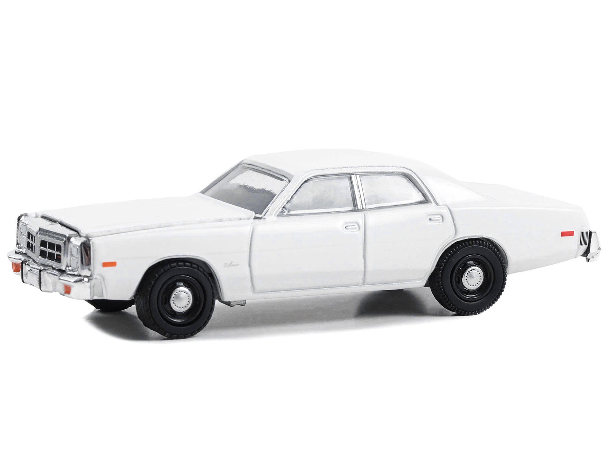 1977-78 Dodge Monaco Police Pursuit White "Hot Pursuit - Hobby Exclusive" Series 1/64 Diecast Model Car by Greenlight Greenlight