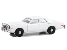 Load image into Gallery viewer, 1977-78 Dodge Monaco Police Pursuit White &quot;Hot Pursuit - Hobby Exclusive&quot; Series 1/64 Diecast Model Car by Greenlight Greenlight
