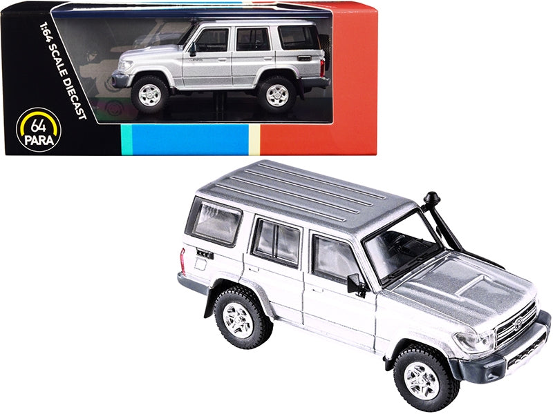 Toyota Land Cruiser 76 Silver Pearl 1/64 Diecast Model Car by Paragon Paragon